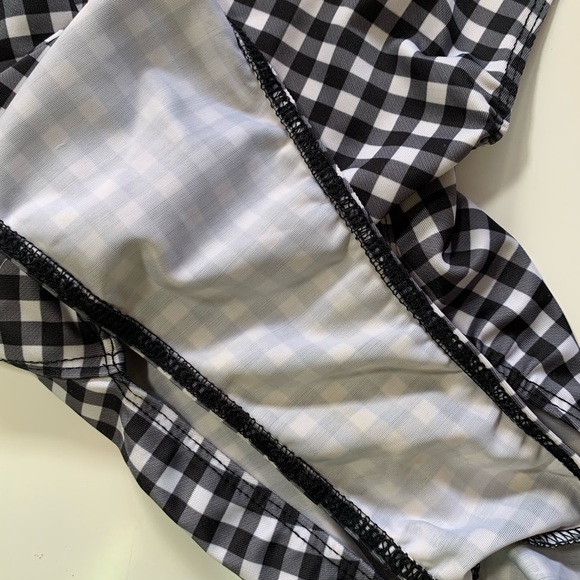 LIONESS BO DEREK ONE PIECE GINGHAM SWIMSUIT WOMEN’S SIZE SMALL 6 BLACK & WHITE - Picture 9 of 10